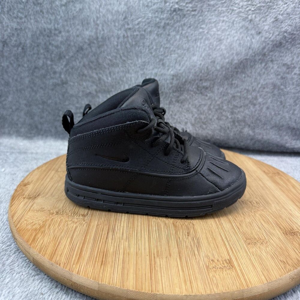 Nike ACG Boots Toddler Size 10C Black Winter Snow Boot All Weather 524874-004